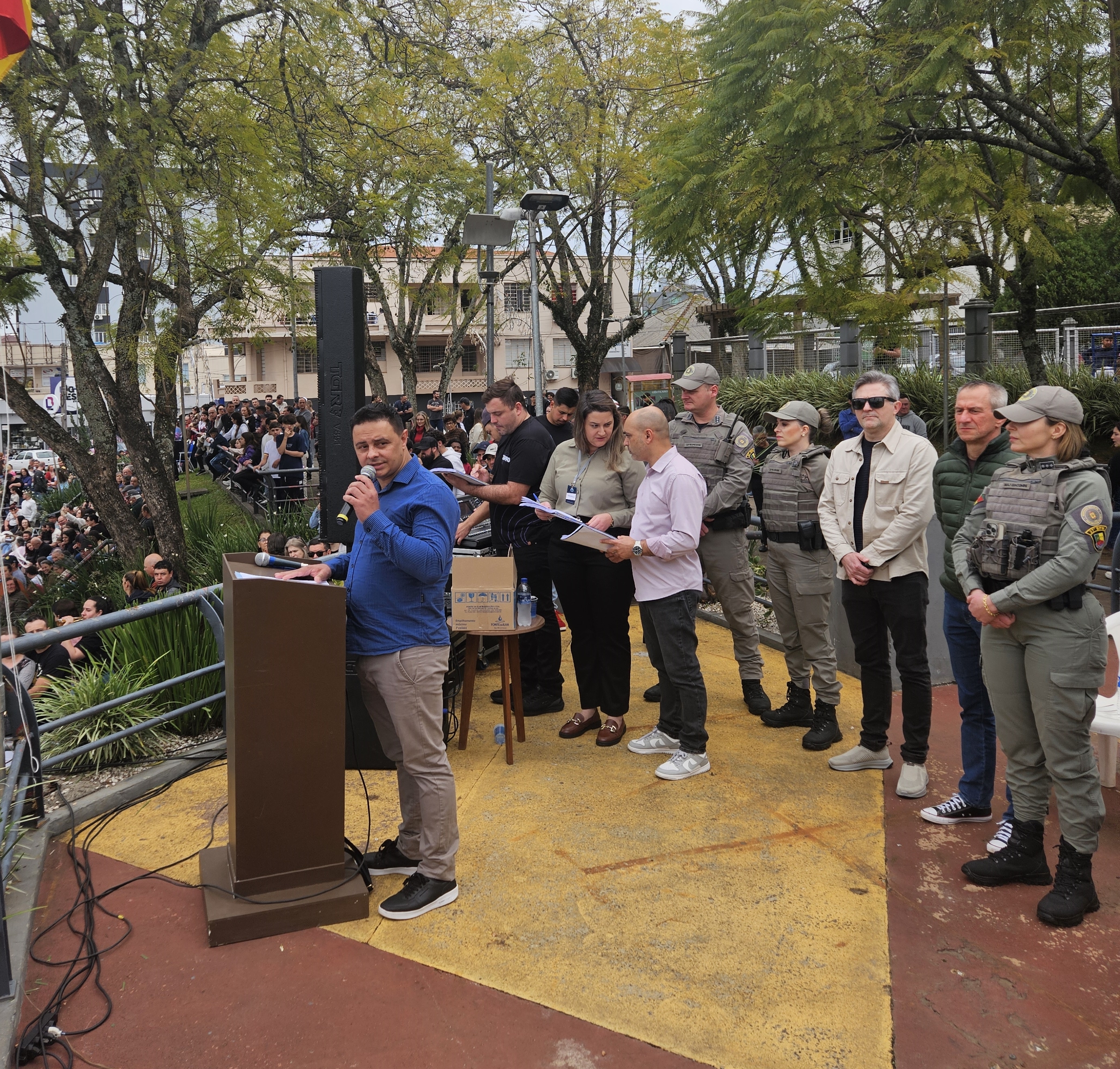 Desfile Cívico 07 de Setembro (2).jpg