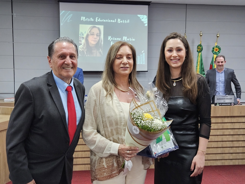 Entrega Mérito Educacional Barril 2025 (7).jpg Entrega Mérito Educacional Barril 2025 (7).jpg