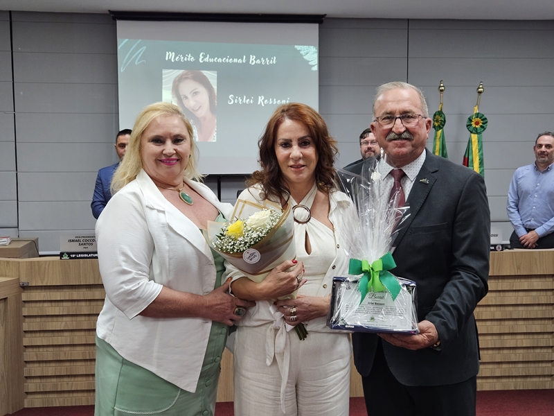 Entrega Mérito Educacional Barril 2025 (9).jpg Entrega Mérito Educacional Barril 2025 (9).jpg