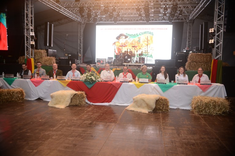 Entrega Mérito Farroupilha Barril 2025JPG