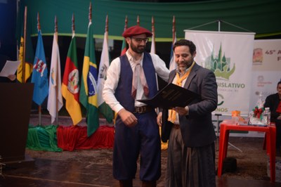 Entrega Moção de Aplausos CTG.JPG