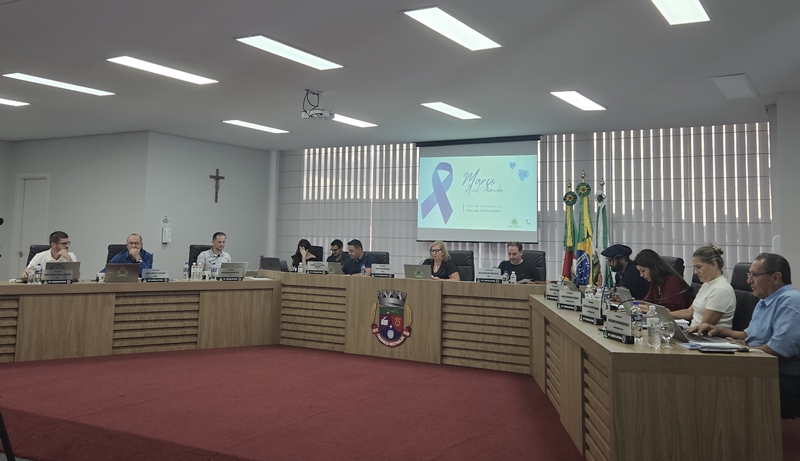 Câmara aprova adequação de Lei Municipal para o cumprimento das horas de atividades extraclasse dos profissionais da Educação