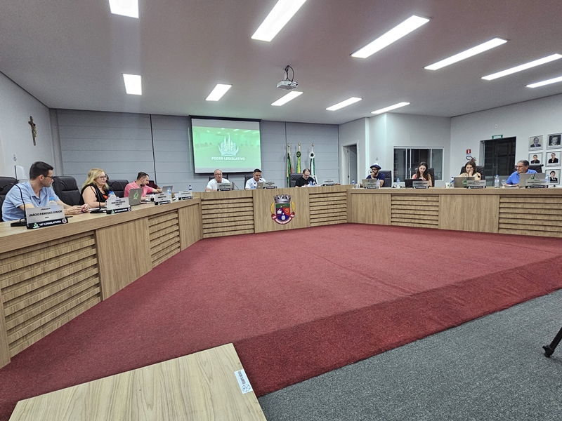 Câmara aprova projeto que autoriza recomposição do tempo de serviço para anuênios dos servidores municipais suspensa durante a pandemia