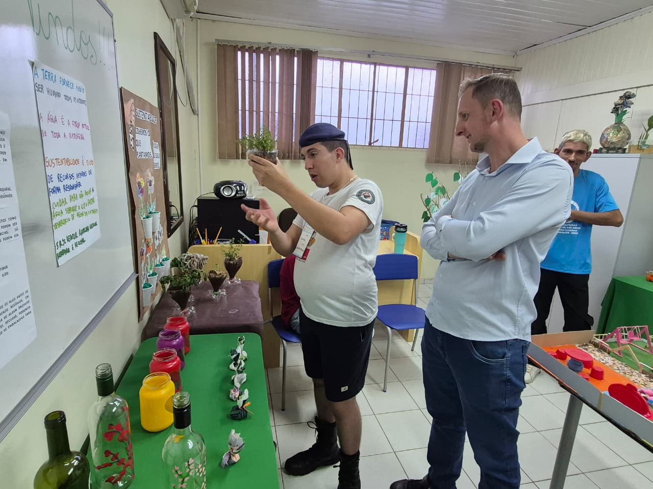 Câmara de Vereadores participa da 1ª Mostra de Iniciação Científica da APAE de Frederico Westphalen