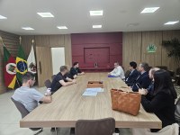 Câmara recebe representantes do Simers em agendas sobre a situação do HDP