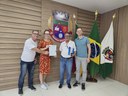 Diretoria da APAE visita Legislativo e agradece recursos destinados à entidade por meio das Emendas Impositivas