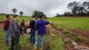 Legislativo e Executivo verificam in loco problemas na rede de água que abastece moradores das Linhas Boa Esperança, Manfio e Vanelli