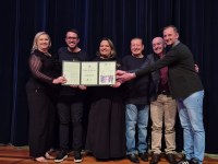 Legislativo entrega Moção de Aplausos ao Coral da URI pelos seus 30 anos de vozes e histórias