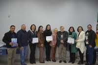 Legislativo frederiquense participa de homenagem às escolas que foram destaque no programa Alfabetiza Tchê