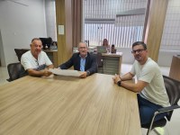 Legislativo recebe presidente e vice-presidente da Associação Farroupilha Frederiquense