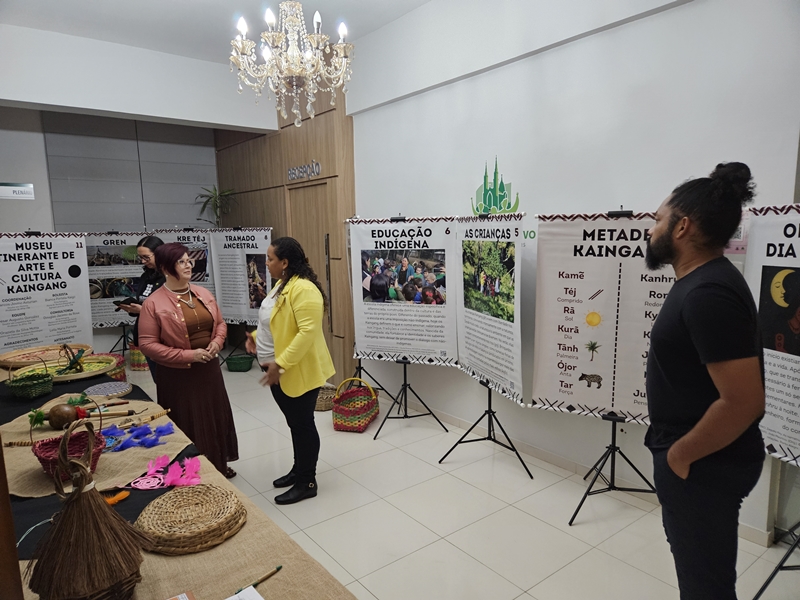 Museu Itinerante de Arte e Cultura Kaingang está em exposição na Câmara de Vereadores até o dia 28 de abril