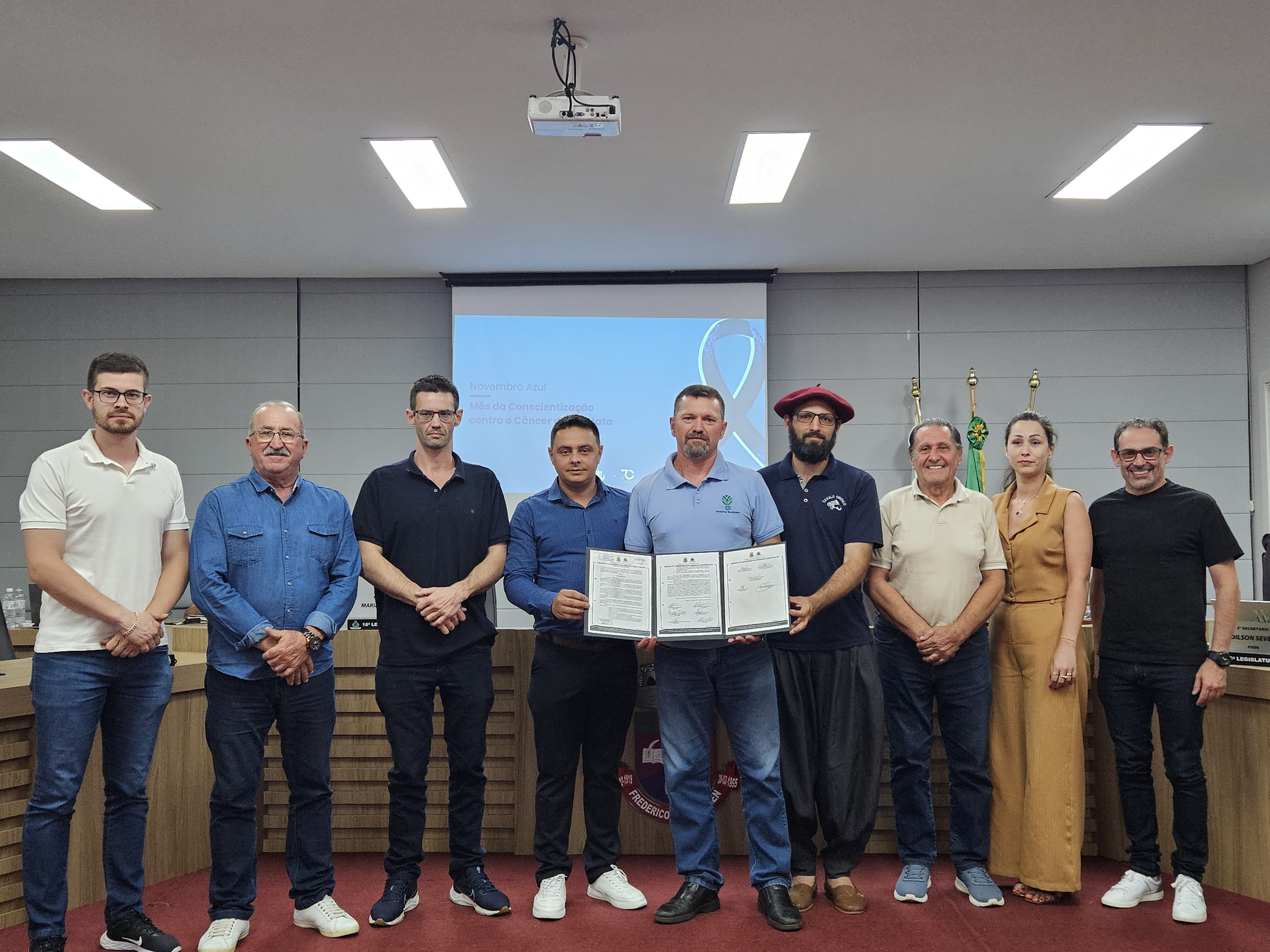 Poder Legislativo de Frederico Westphalen manifesta apoio aos produtores de leite