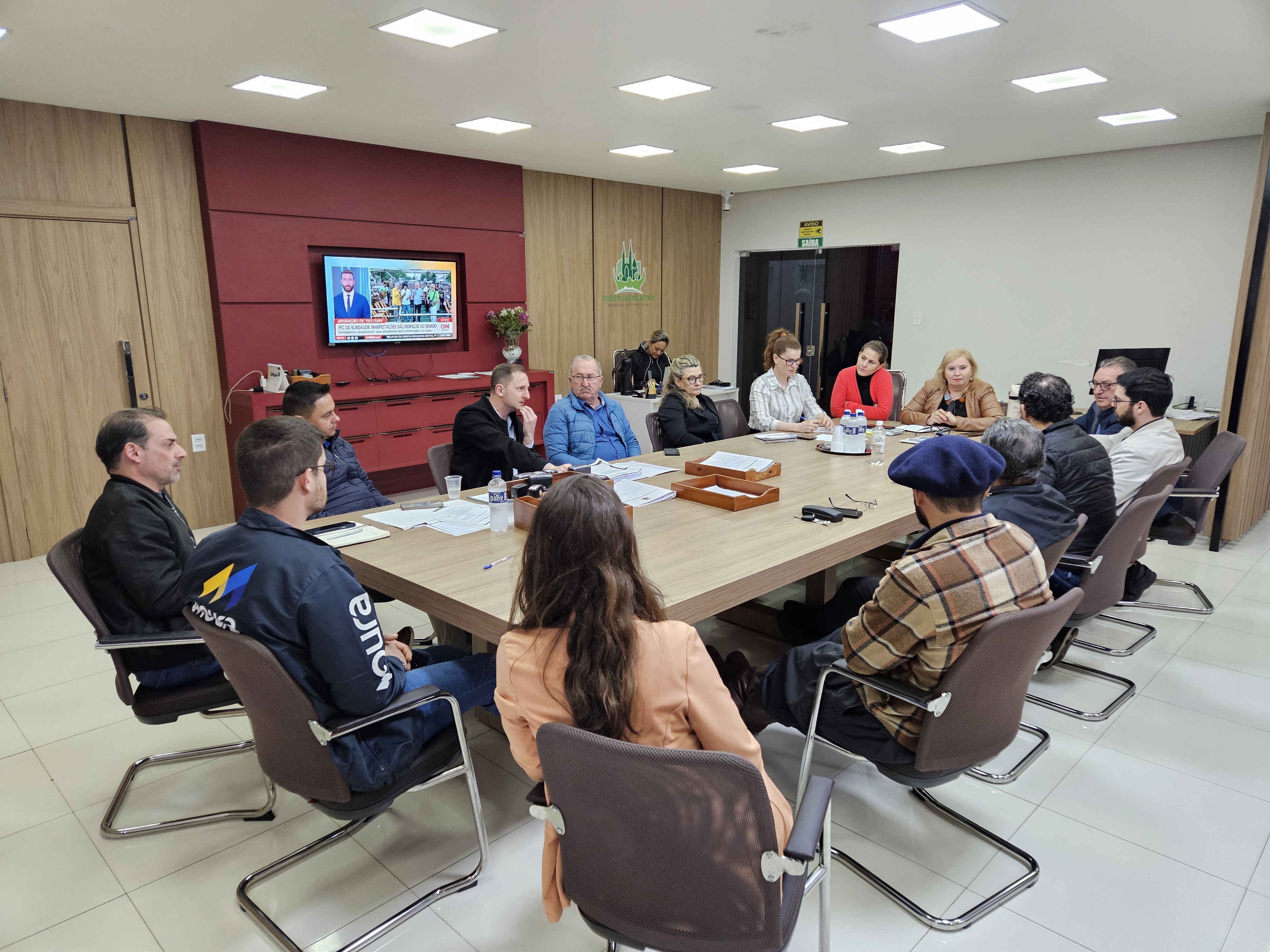 Seplan apresenta ao Legislativo alterações no Projeto do Estacionamento Rotativo Pago em FW