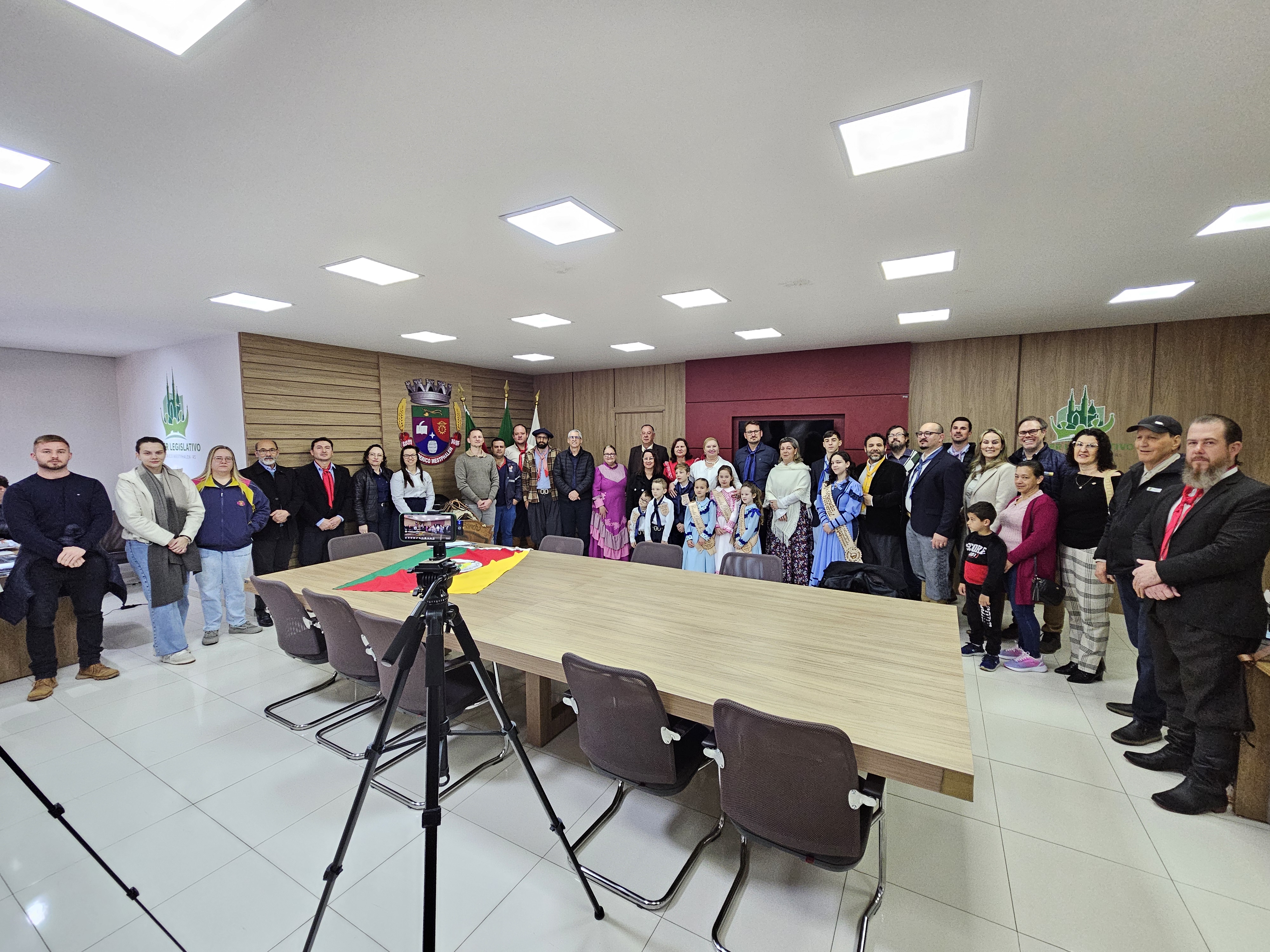 Tradição gaúcha: 45° Acampamento Farrapo de Frederico Westphalen é lançado em evento na Câmara de Vereadores