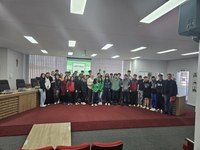 Uma aula no Poder Legislativo: alunos do ensino médio da Escola Sepé Tiaraju visitam Câmara de Vereadores