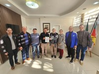 Vereadores e moradores do Bairro Jardim Primavera entregam demandas do “Legislativo na Comunidade” ao prefeito