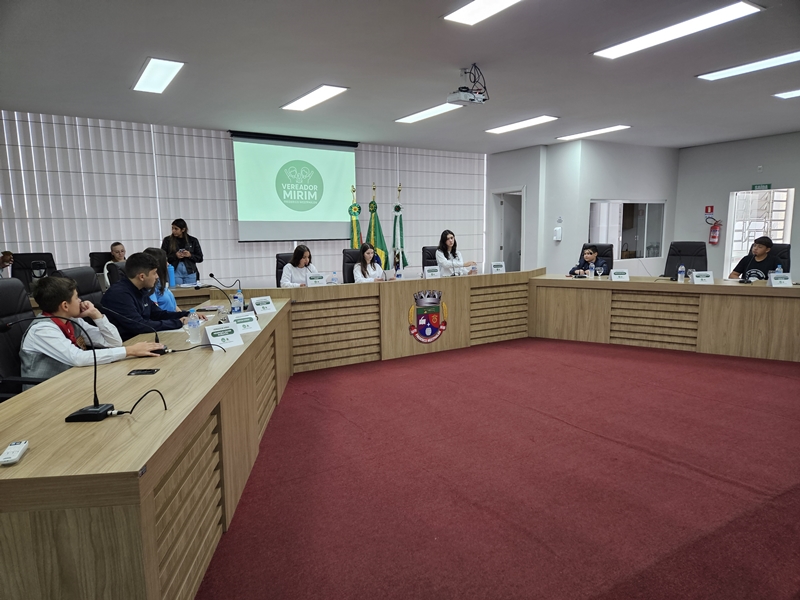 Vereadores Mirins aprovam projeto “Jovens Conscientes, Futuro Sem Drogas”