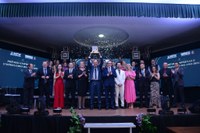 Vereadores participam de cerimônia do prêmio "Empresas e Empresários do Ano"