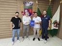 Visita institucional da AEFW ao Legislativo fortalece parceria entre poder público e classe empresarial